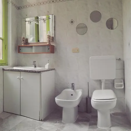 לינה וארוחת בוקר Corsini לאיגואליה